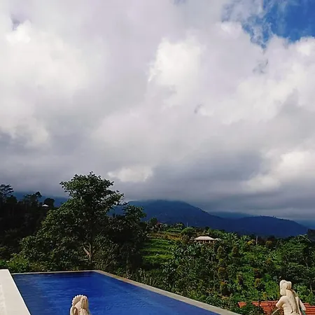 Camaradvipa Retreat Munduk Hotel